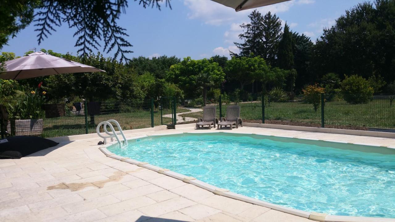 Rendez-vous Avec Les Cigales - 6 Personnes 100m2 - Piscine Privee - Climatisation
