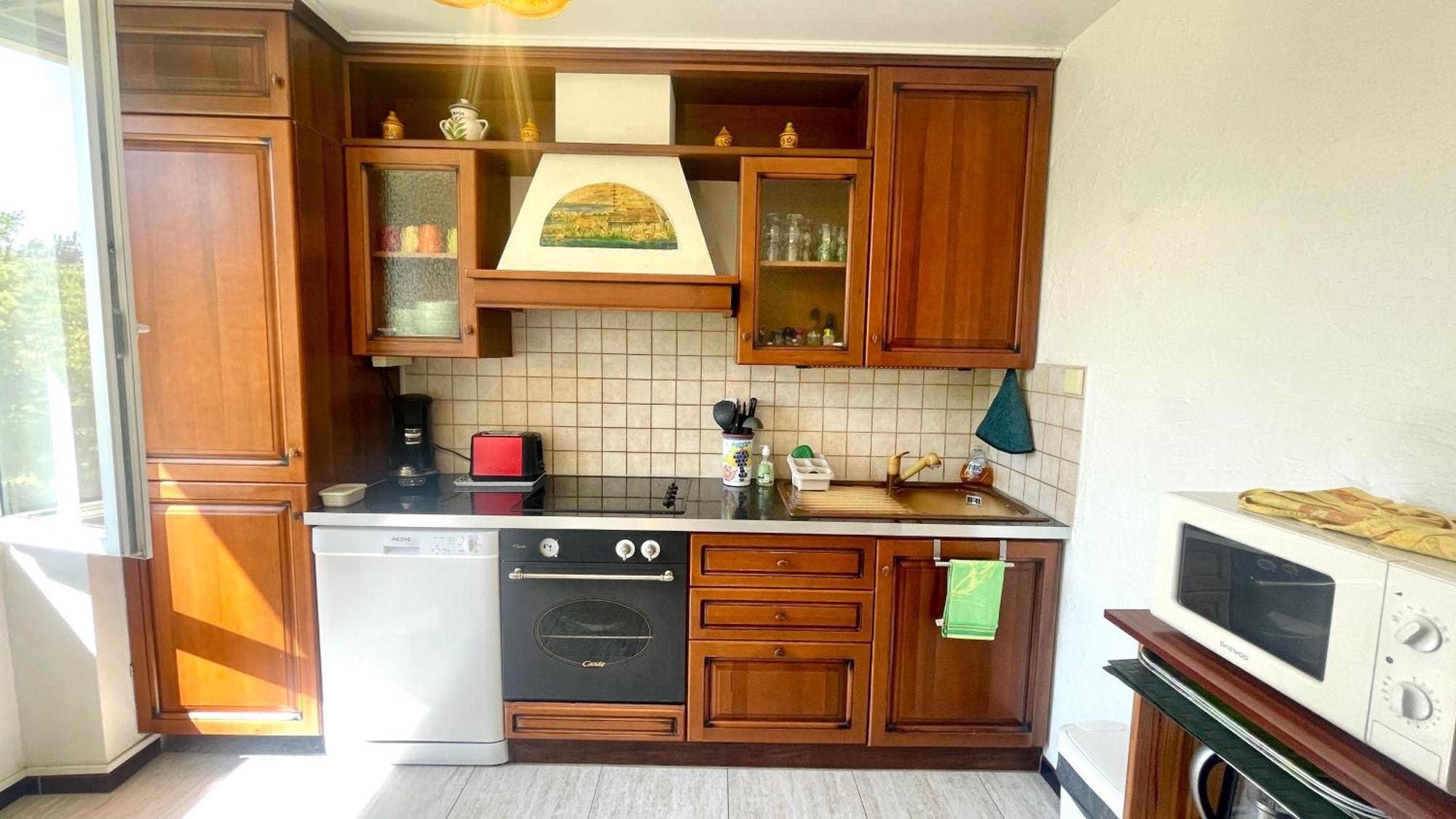 Apartment Rendez-vous Avec Les Cigales - 6 Personnes 100m2 - Piscine Privee - Climatisation Cheval-Blanc