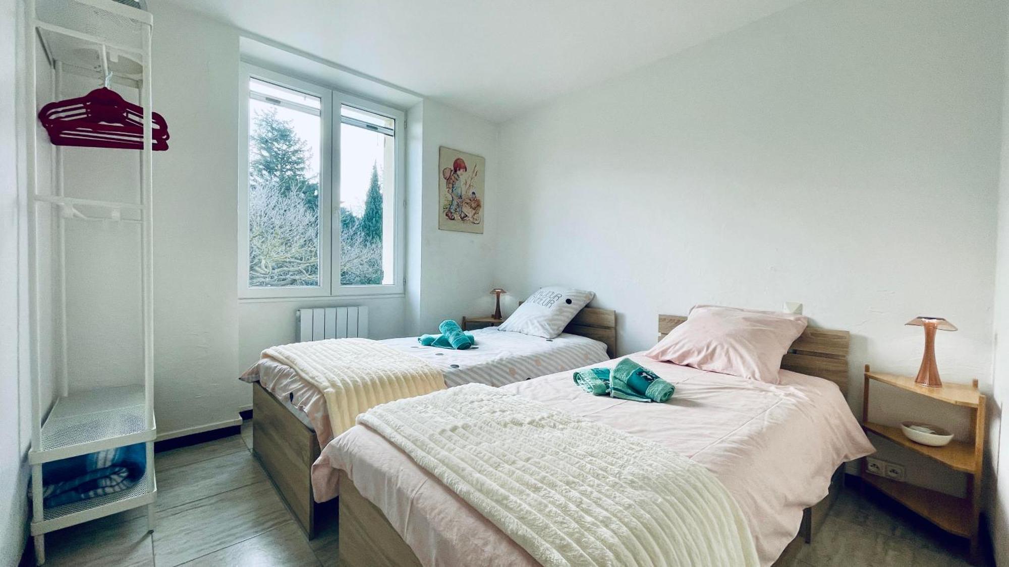 Rendez-vous Avec Les Cigales - 6 Personnes 100m2 - Piscine Privee - Climatisation * Cheval-Blanc