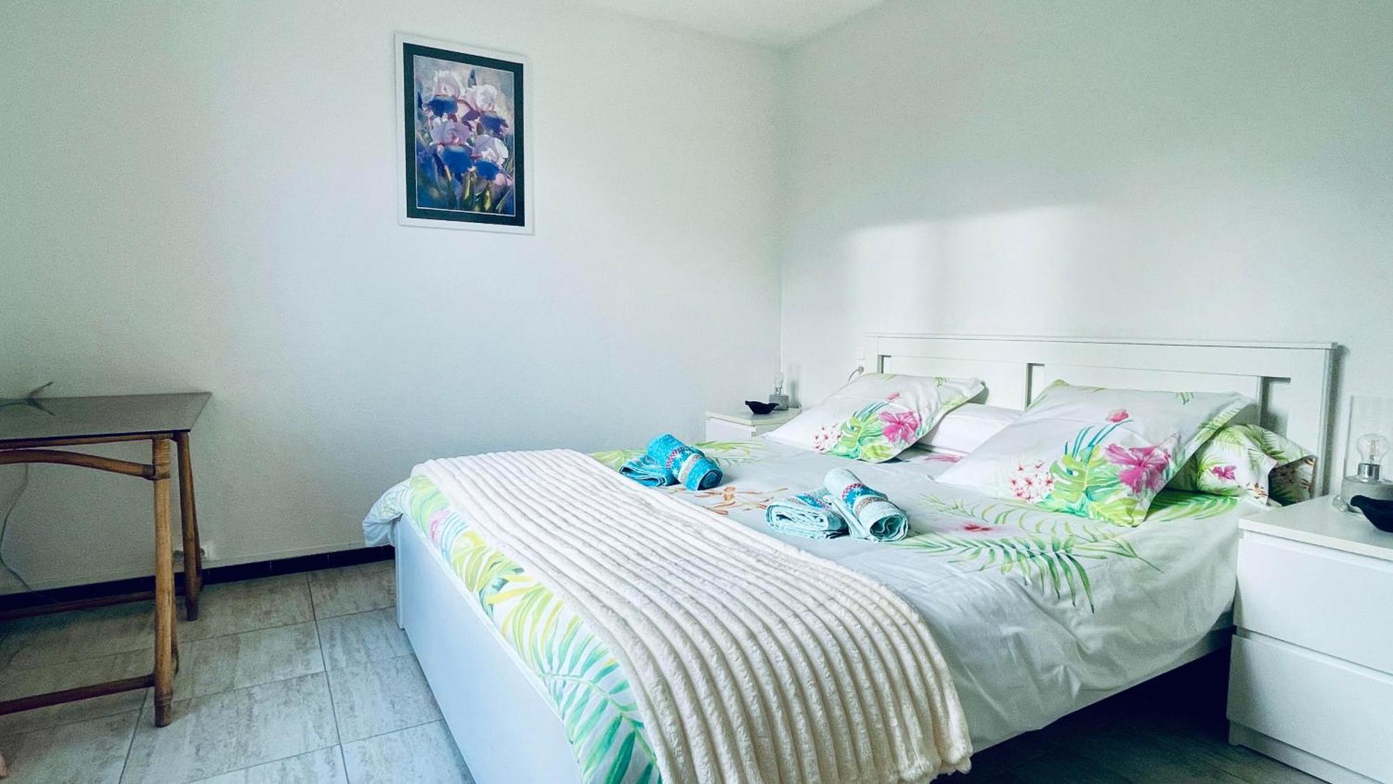 Apartment Rendez-vous Avec Les Cigales - 6 Personnes 100m2 - Piscine Privee - Climatisation